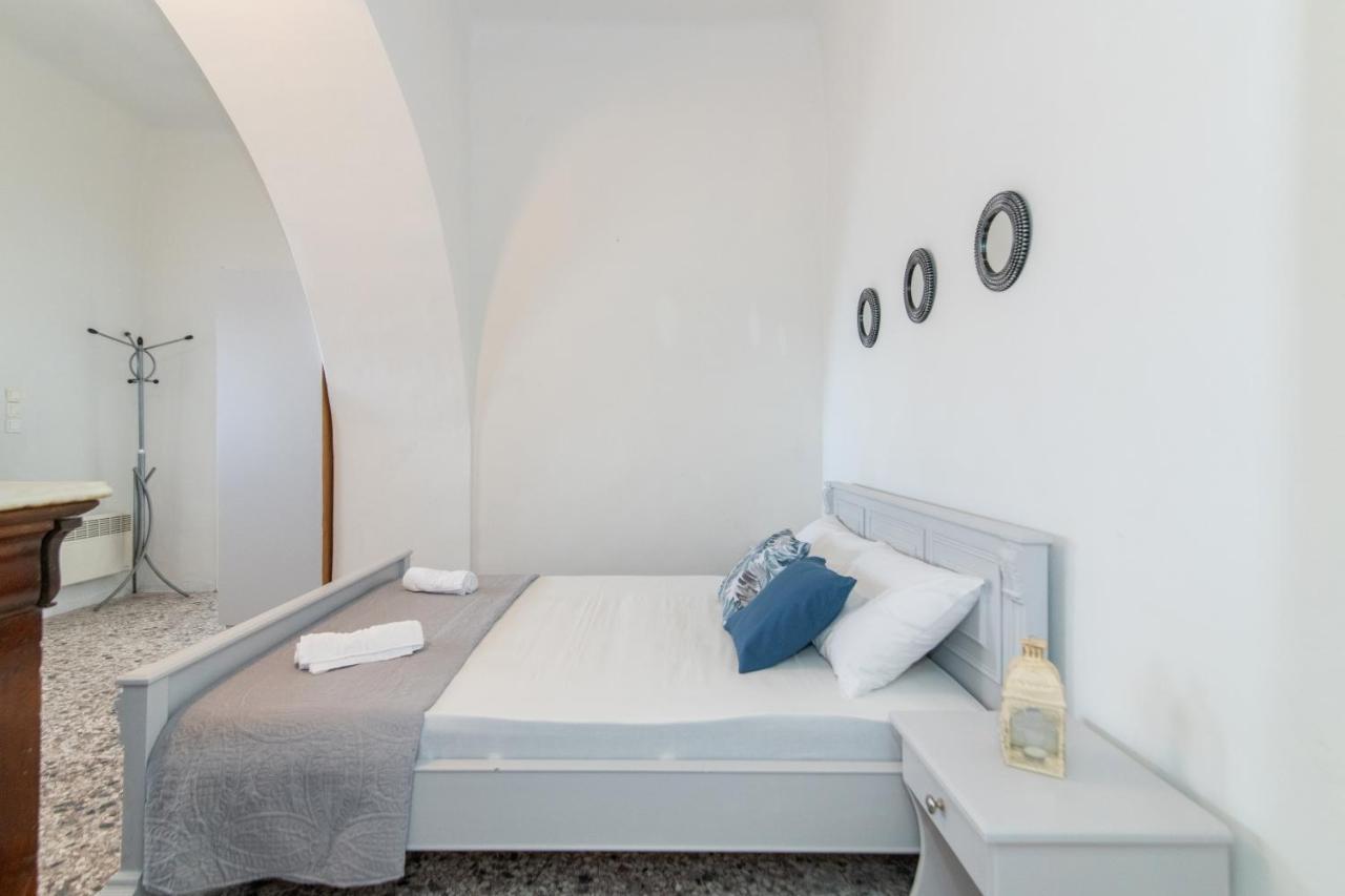 Villa Myroviglia Ysternia à Istérnia Extérieur photo